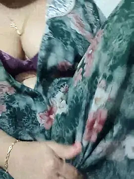 Snapshot of samitasharma chatting on 03.20.26 samitasharma online show from 03.20.26