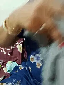 Snapshot of samitasharma chatting on 04.01.26 samitasharma online show from 04.01.26