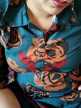 Snapshot of samitasharma chatting on 04.09.26 samitasharma online show from 04.09.26