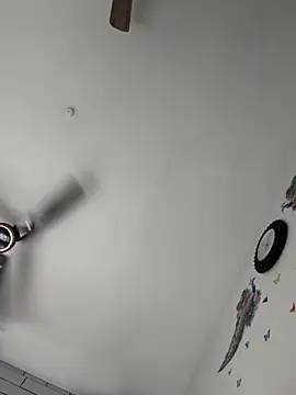 Snapshot of samitasharma chatting on 04.16.26 samitasharma online show from 04.16.26