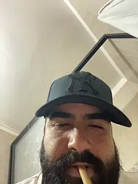 Lyon vach online show from 11.14.25