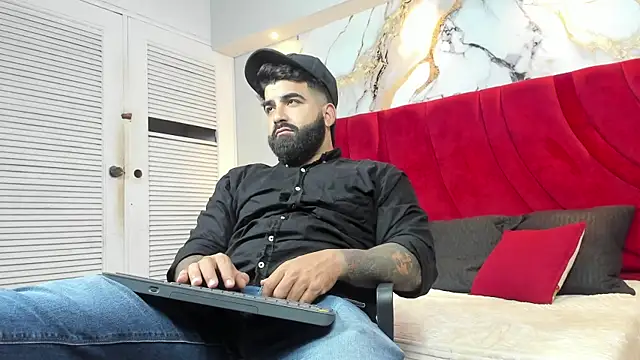 Lyon vach online show from 04.13.26