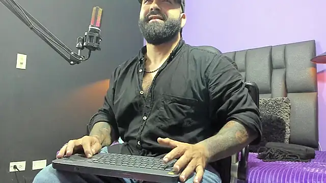 Lyon vach online show from 04.14.26