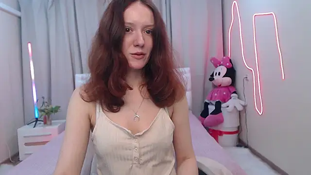 Snapshot of BarbaraStily chatting on 05.17.26 BarbaraStily online show from 05.17.26