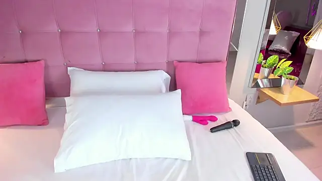 ArticaBelle online show from 09.13.25