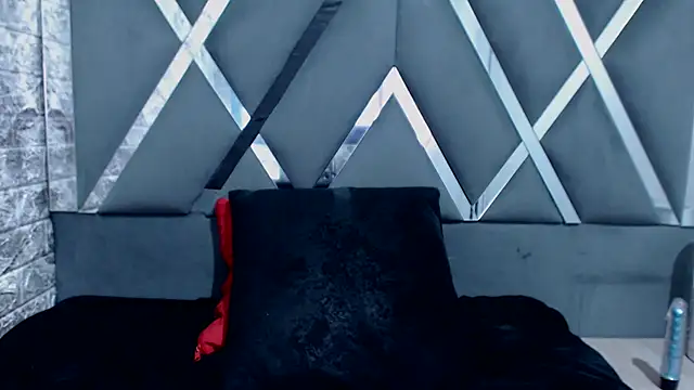 Catherine tabarezx online show from 01.20.25