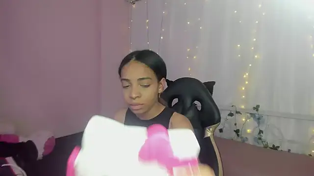 Abigail Wilson  online show from 01.31.25