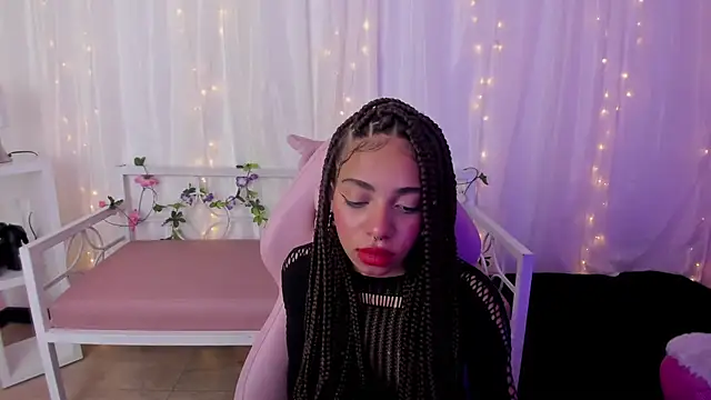 Abigail Wilson  online show from 02.19.25