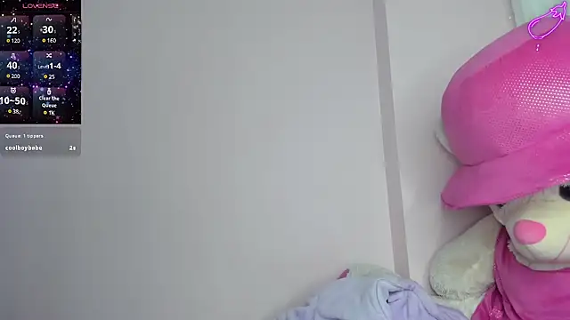 Abigail Wilson  online show from 02.22.25