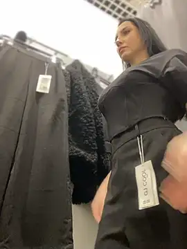 Snapshot of Roxana-Sexy chatting on 01.05.25 Roxana-Sexy online show from 01.05.25