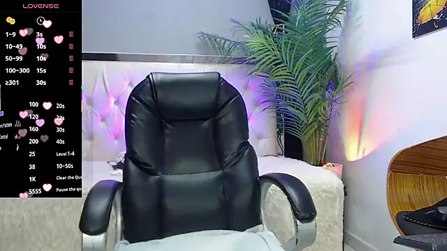 nolan twink1 online show from 09.13.25