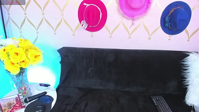 ladylians online show from 12.16.24