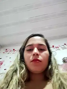 LaurenWelly  online show from 02.08.25