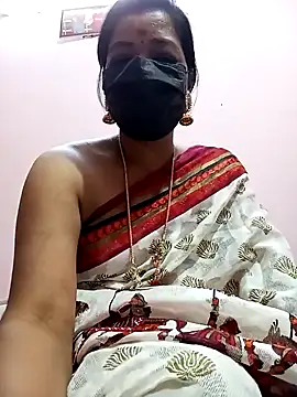 Snapshot of Tamil_sreelekha chatting on 12.24.24 Tamil sreelekha online show from 12.24.24