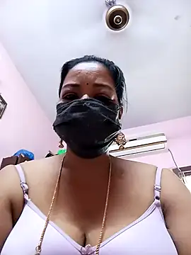 Snapshot of Tamil_sreelekha chatting on 01.24.25 Tamil sreelekha online show from 01.24.25