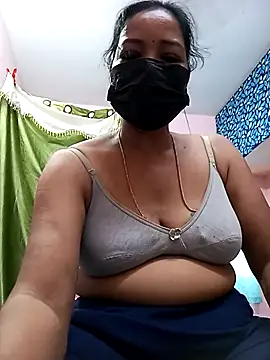 Snapshot of Tamil_sreelekha chatting on 10.02.25 Tamil sreelekha online show from 10.02.25