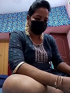 Snapshot of Tamil_sreelekha chatting on 11.04.25 Tamil sreelekha online show from 11.04.25