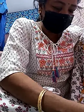 Snapshot of Tamil_sreelekha chatting on 11.20.25 Tamil sreelekha online show from 11.20.25