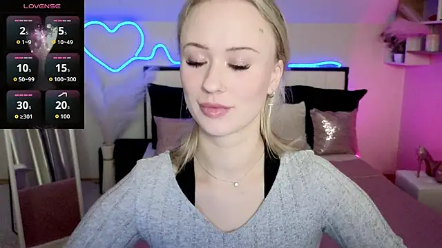 Snapshot of SashaBrooks chatting on 02.08.26 SashaBrooks online show from 02.08.26