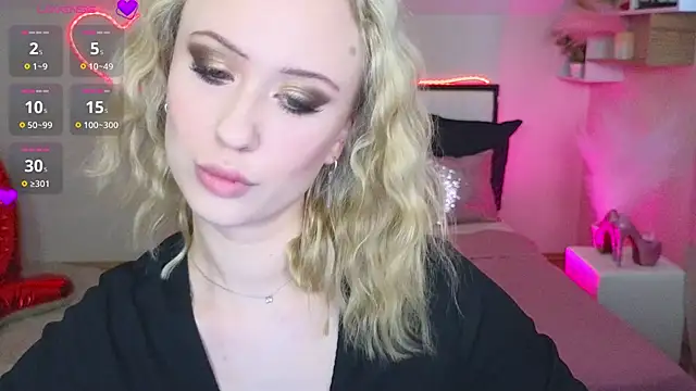 Snapshot of SashaBrooks chatting on 02.14.26 SashaBrooks online show from 02.14.26