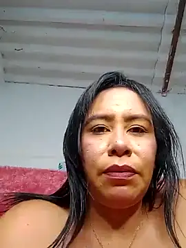 Snapshot of Maleywa chatting on 03.16.25 Maleywa online show from 03.16.25