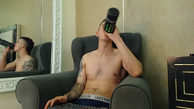 JacksonOlsenn online show from 02.23.25