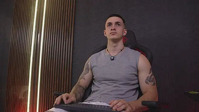 JacksonOlsenn online show from 04.06.26