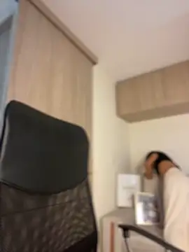 maddy bronw  online show from 01.14.25