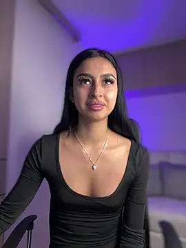 maddy bronw  online show from 01.18.25