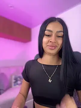 maddy bronw  online show from 01.25.25