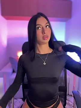 maddy bronw  online show from 01.29.25