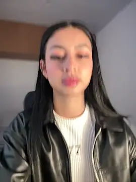 maddy bronw  online show from 02.25.25