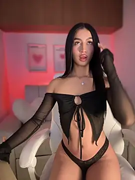 maddy bronw  online show from 10.07.25