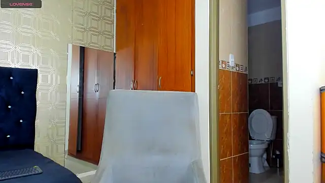 evelyn wine online show from 03.10.25