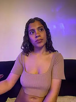 Snapshot of NINA_18_YEARS chatting on 12.07.24 NINA 18 YEARS online show from 12.07.24