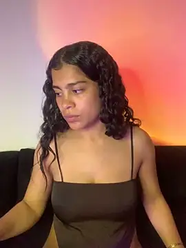 Snapshot of NINA_18_YEARS chatting on 12.14.24 NINA 18 YEARS online show from 12.14.24