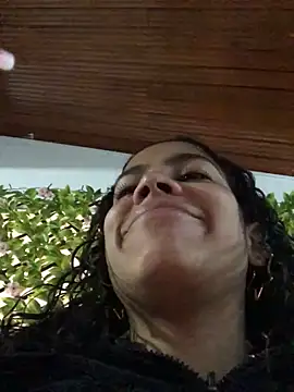 Snapshot of NINA_18_YEARS chatting on 12.15.24 NINA 18 YEARS online show from 12.15.24