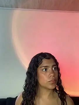 Snapshot of NINA_18_YEARS chatting on 12.15.24 NINA 18 YEARS online show from 12.15.24