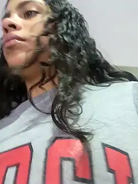 Snapshot of NINA_18_YEARS chatting on 12.16.24 NINA 18 YEARS online show from 12.16.24