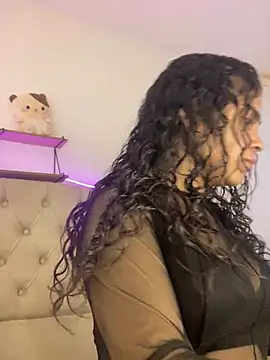 Snapshot of NINA_18_YEARS chatting on 03.06.25 NINA 18 YEARS online show from 03.06.25