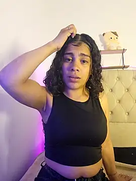 Snapshot of NINA_18_YEARS chatting on 03.12.25 NINA 18 YEARS online show from 03.12.25