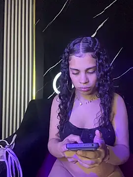 Snapshot of NINA_18_YEARS chatting on 03.23.25 NINA 18 YEARS online show from 03.23.25