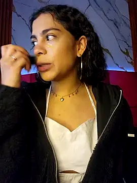 Snapshot of NINA_18_YEARS chatting on 10.23.25 NINA 18 YEARS online show from 10.23.25