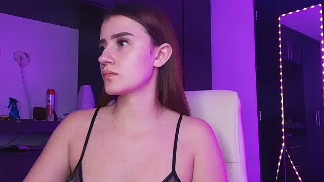 TinaJonnes  online show from 04.20.26