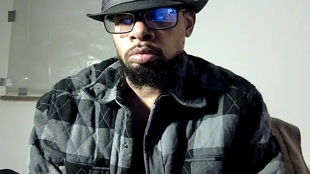 Snapshot of WhiskeyWood_DuhGOD chatting on 02.16.26 WhiskeyWood DuhGOD online show from 02.16.26