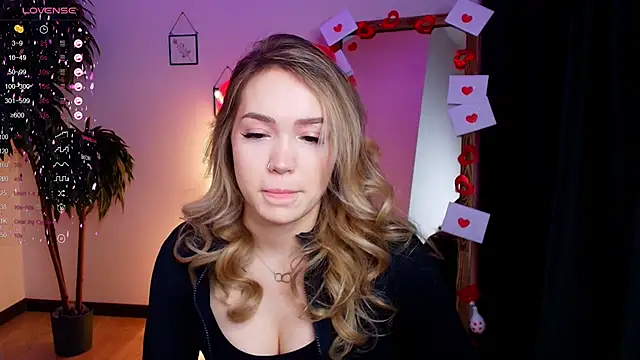 Evia r0se online show from 02.12.25