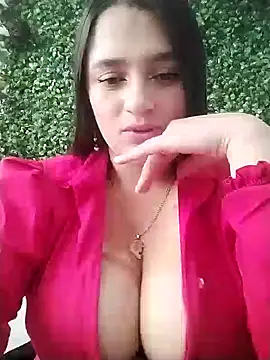 Snapshot of hanna-a chatting on 01.15.25 hanna-a online show from 01.15.25