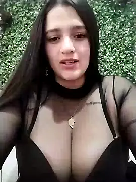 Snapshot of hanna-a chatting on 01.23.25 hanna-a online show from 01.23.25