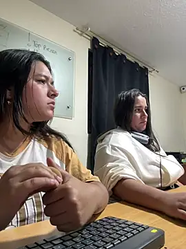 Snapshot of Catherine_summer1 chatting on 01.15.25 Catherine summer1 online show from 01.15.25