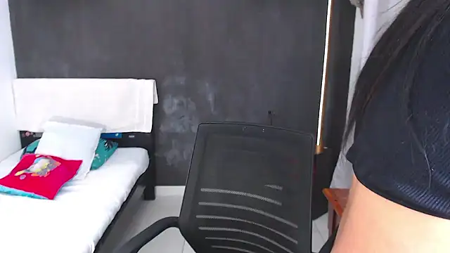 SusanLeroy online show from 04.18.26